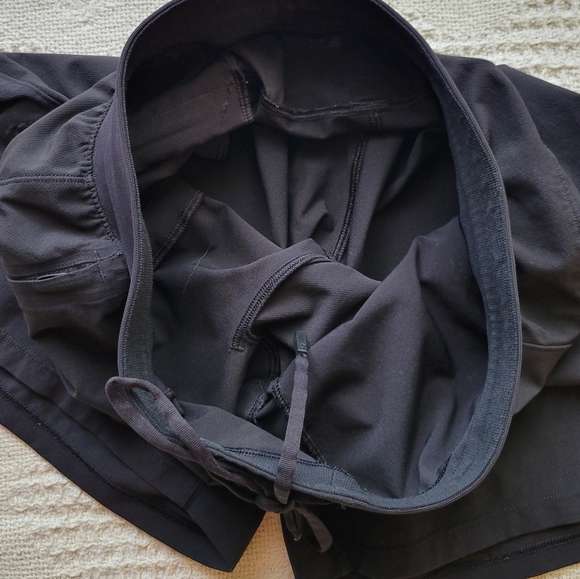 Lululemon, License to Train Linerless 7" Inseam Athletic Sporty Casual Short - Picture 2 of 10